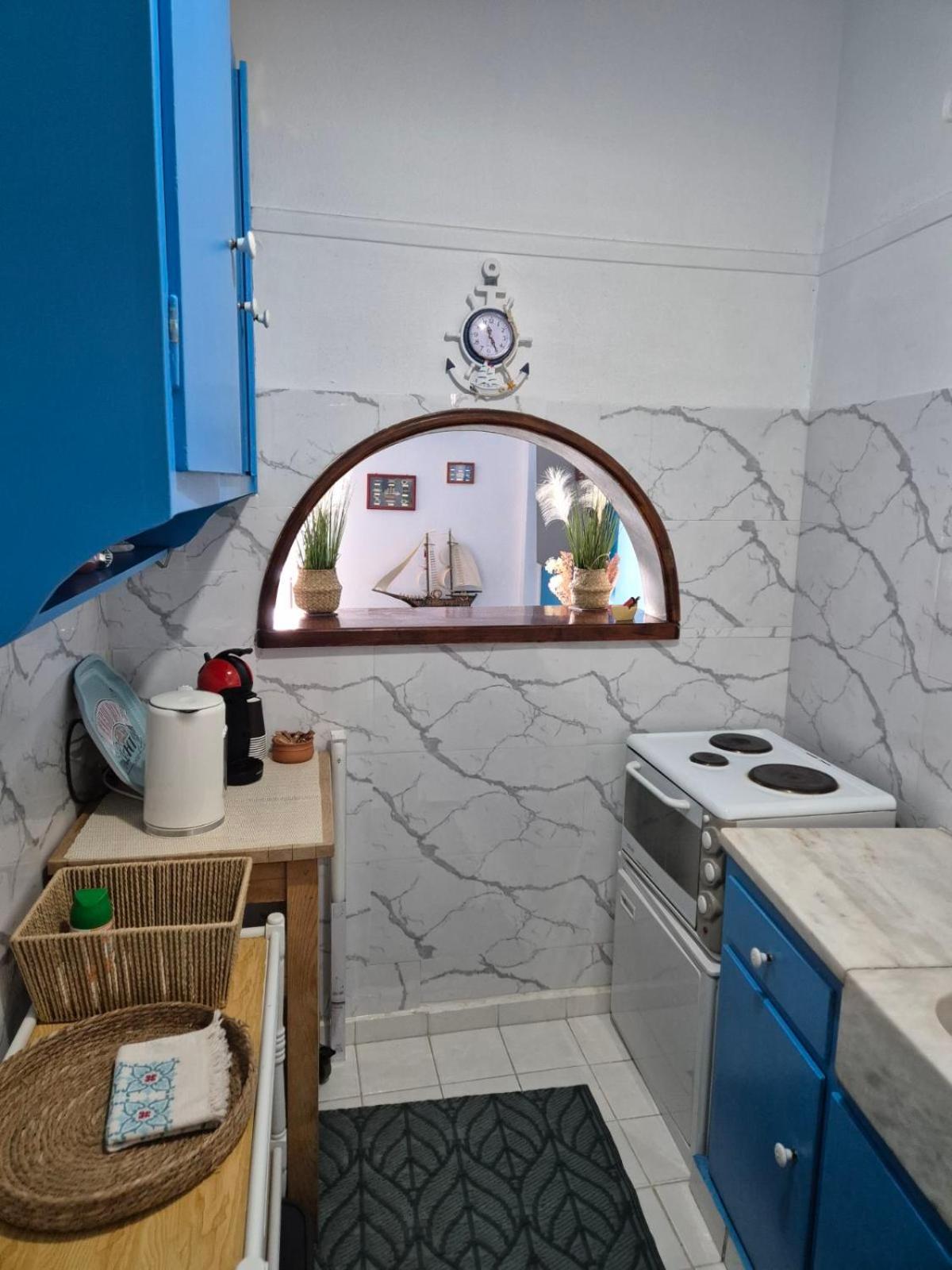 Captain'S Home Loutraki Bagian luar foto